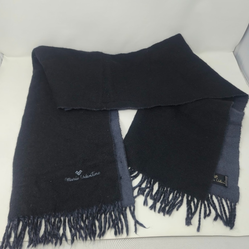 Vintage‎ Mario Valentino Scarf Reversible Black/Dark Gray Wool 58"x19"